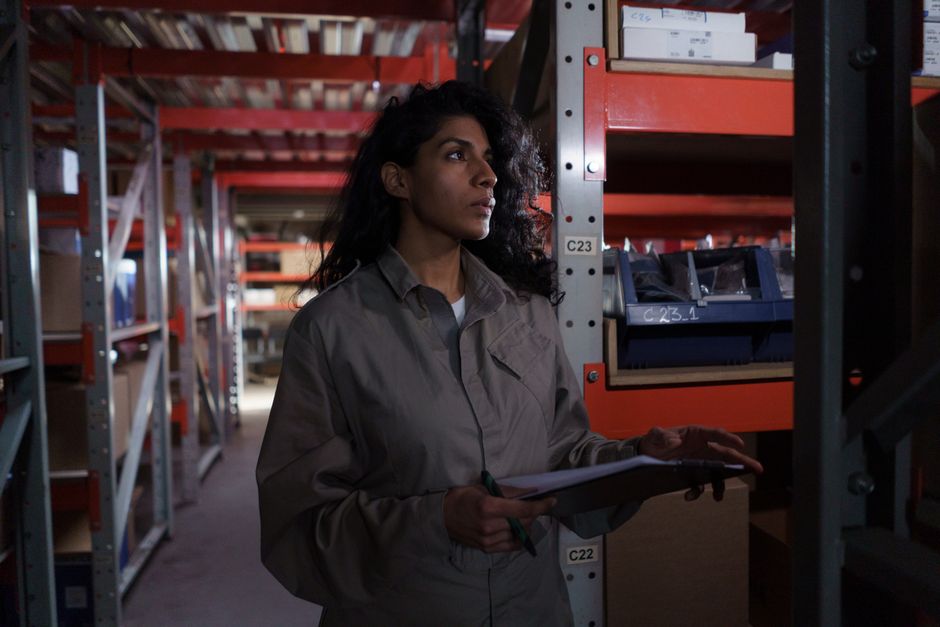What Is a Warehouse Job Like for a First-Time Applicant?