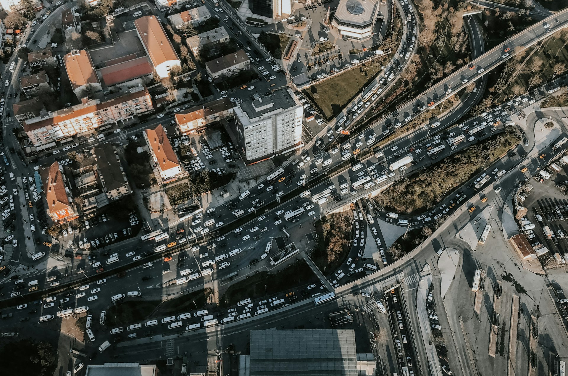 Driving Innovation Securely: Navigating Car-to-Cloud Connectivity and Data Privacy