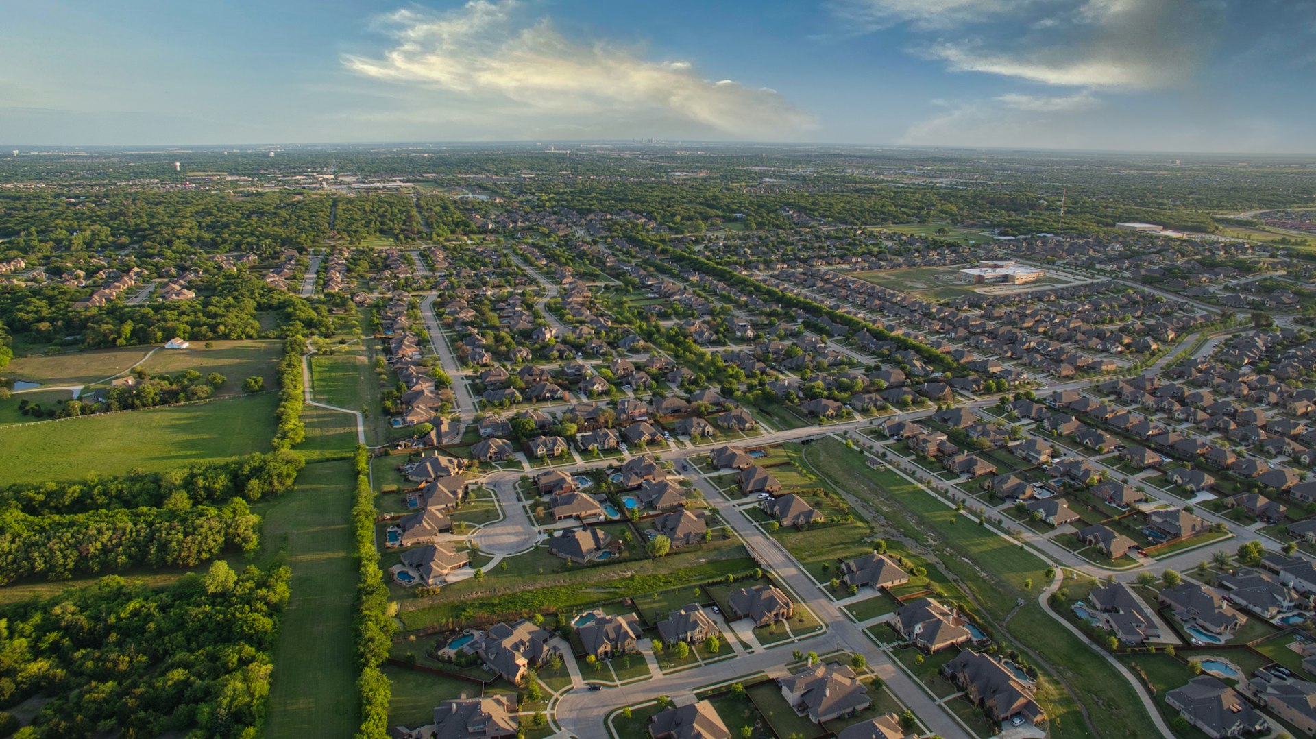 Suburban Sprawl vs. Urban Infill Development: Maximizing Community Growth and Sustainability